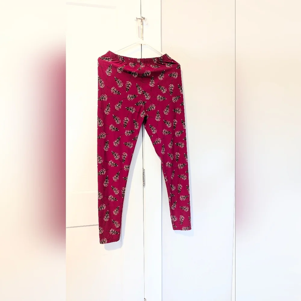 Agnes & Dora Womens Leggings Large Red Soft Stretchy Cozy Athleisure Holiday - Picture 4 of 4